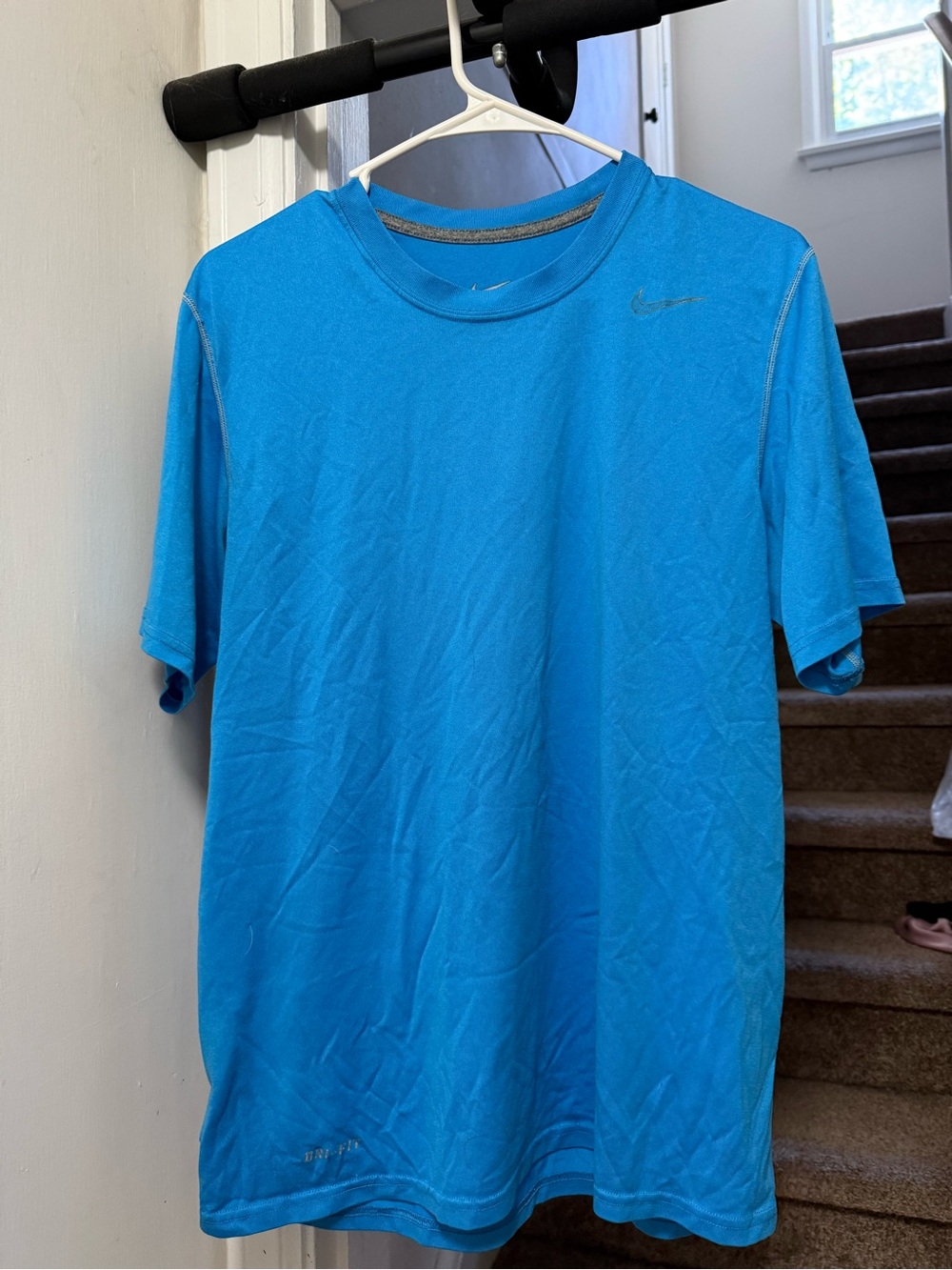 Nike Men's Short Sleeve Athletic Tee in Bright Blue